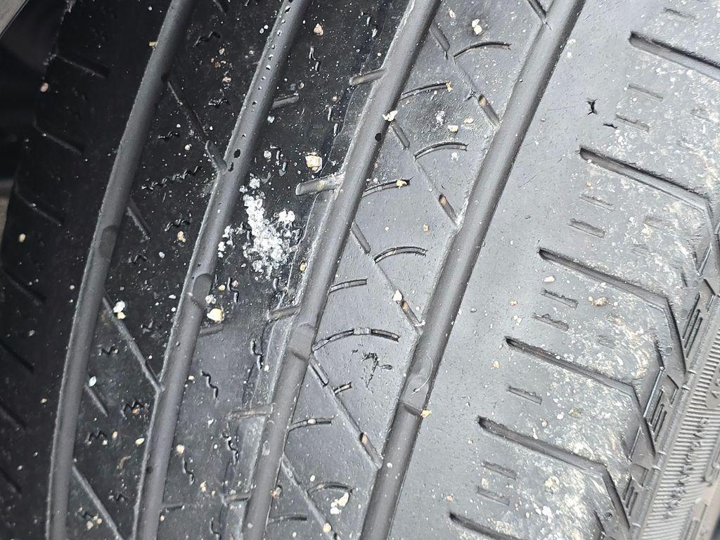 used 2023 Kia Sorento car, priced at $25,978