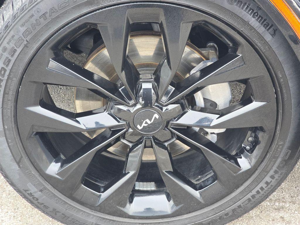 used 2023 Kia Sorento car, priced at $25,978