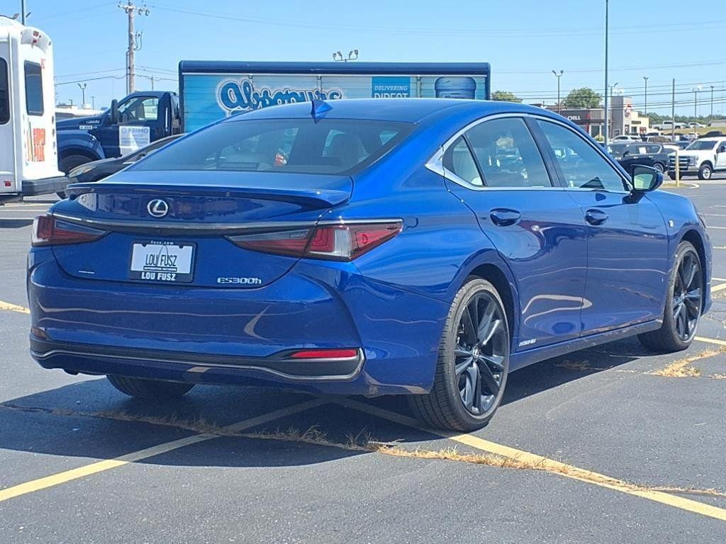 used 2022 Lexus ES 300h car, priced at $35,408