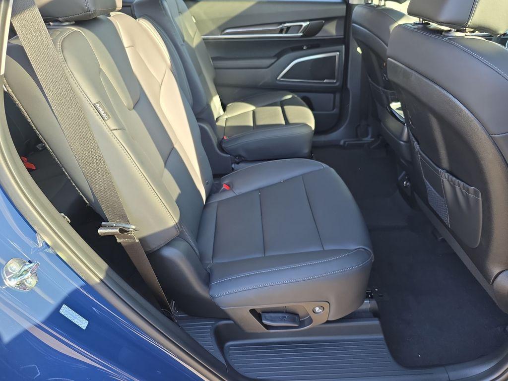 new 2025 Kia Telluride car, priced at $39,234