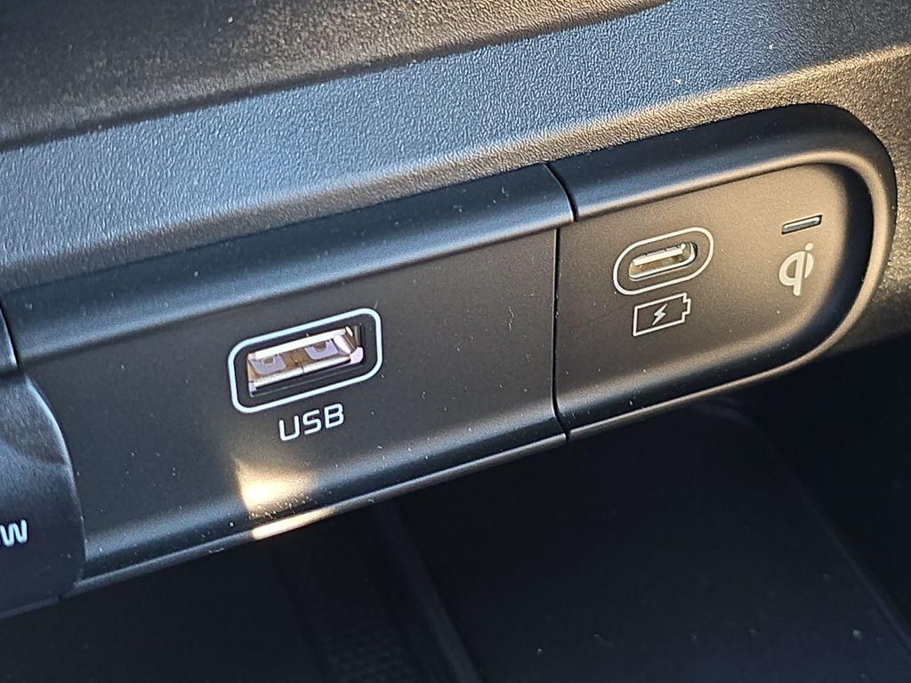 new 2025 Kia Telluride car, priced at $44,965