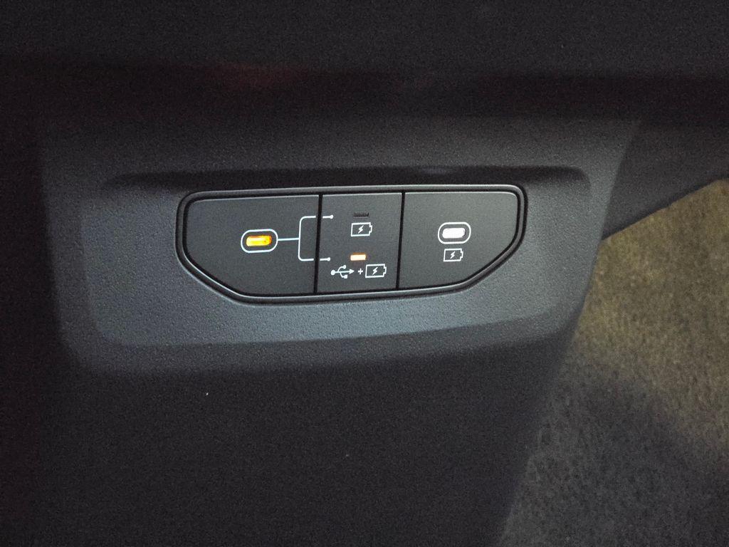 new 2025 Kia EV6 car, priced at $45,943