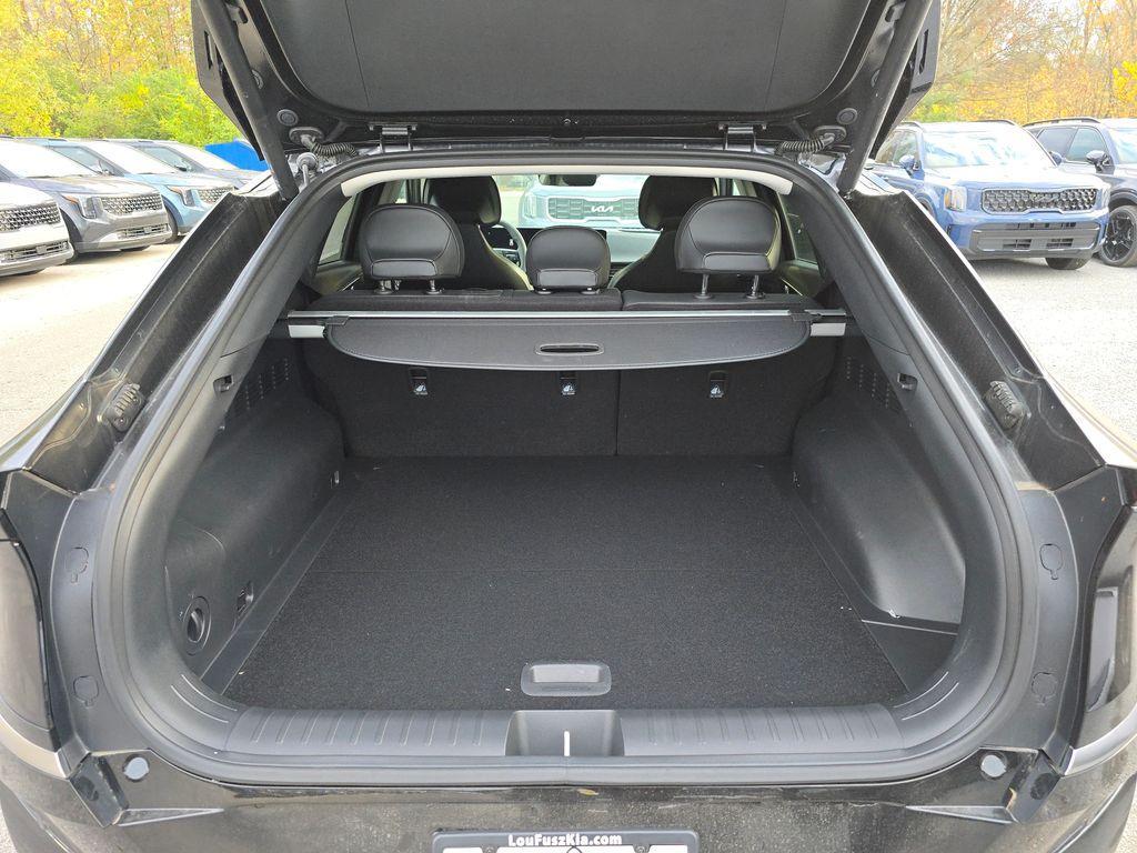 new 2025 Kia EV6 car, priced at $41,807