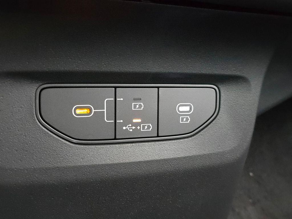 new 2025 Kia EV6 car, priced at $41,807