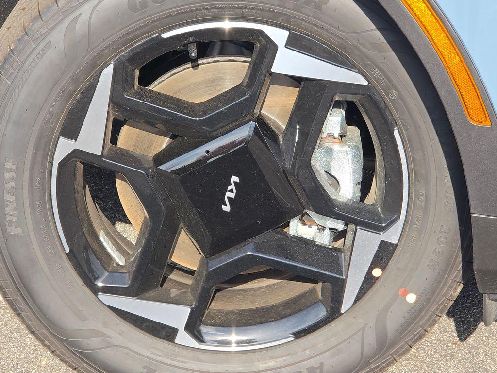 new 2026 Kia Sportage Hybrid car, priced at $32,983