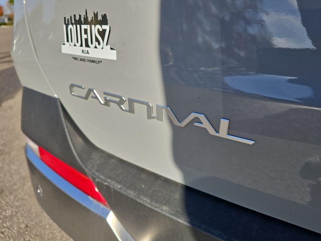 new 2026 Kia Carnival car, priced at $43,836