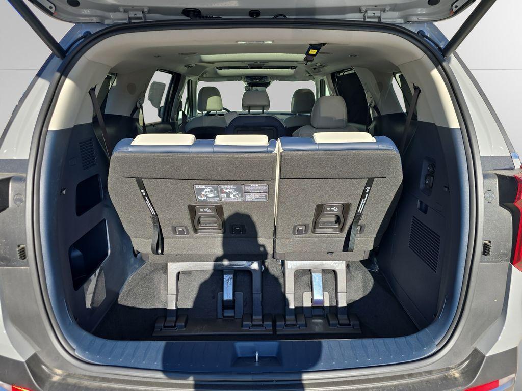 new 2026 Kia Carnival car, priced at $43,836