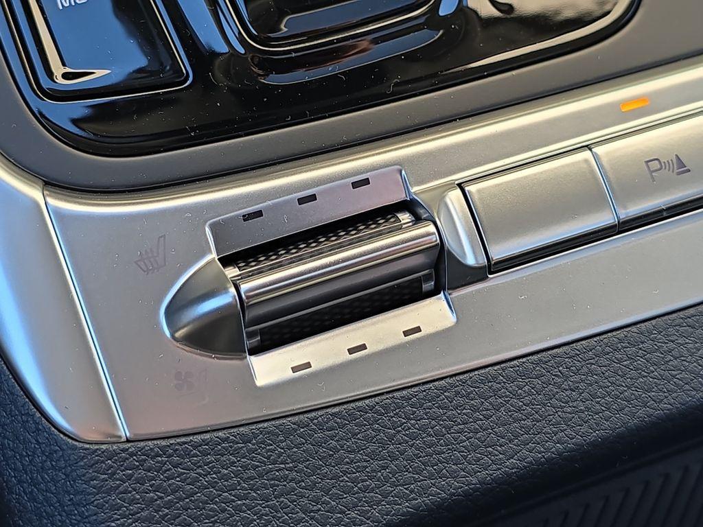 new 2026 Kia Carnival car, priced at $43,836