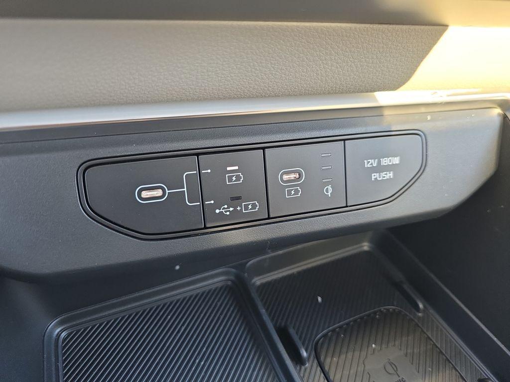 new 2026 Kia Carnival car, priced at $43,836