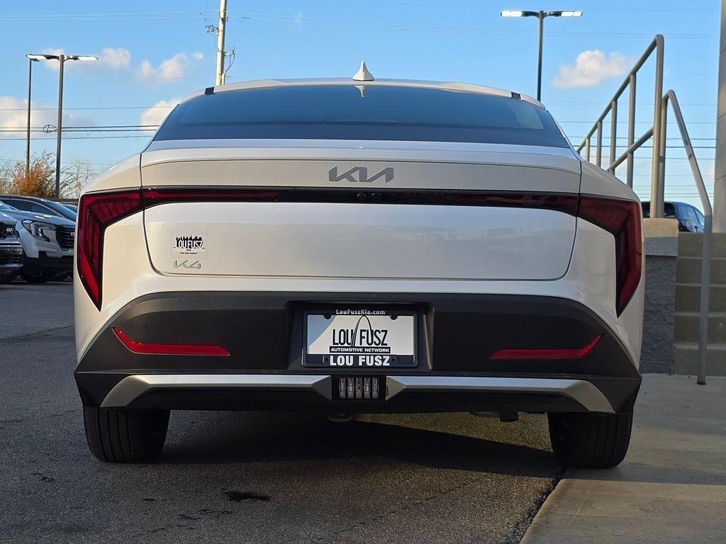 new 2025 Kia K4 car, priced at $21,053