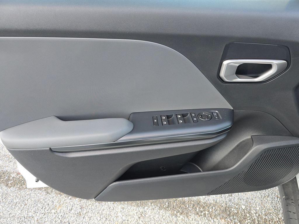 new 2025 Kia K4 car, priced at $21,053