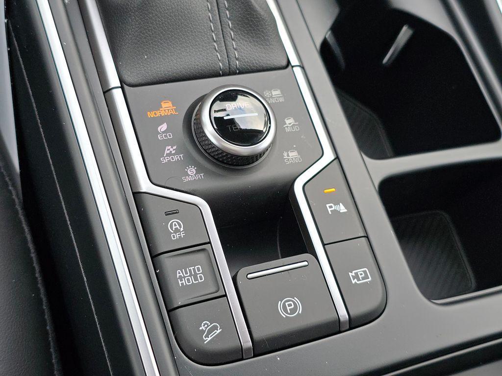new 2026 Kia Sorento car, priced at $38,942