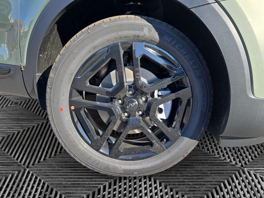 new 2025 Kia Telluride car, priced at $42,860