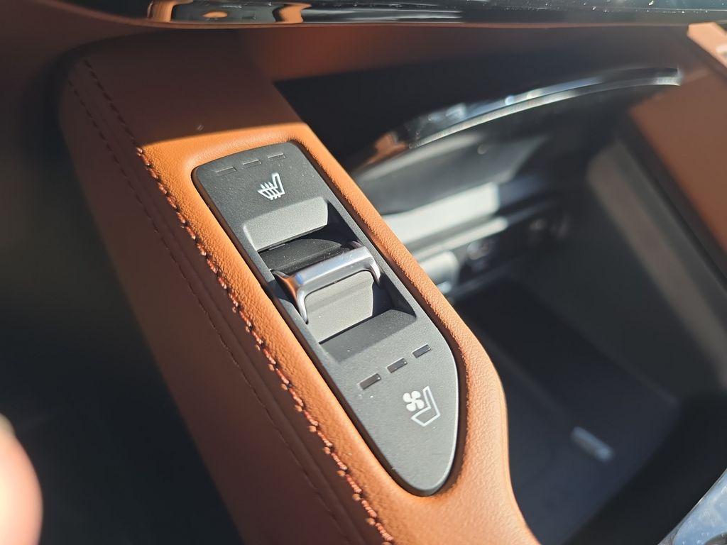 new 2025 Kia Telluride car, priced at $42,860