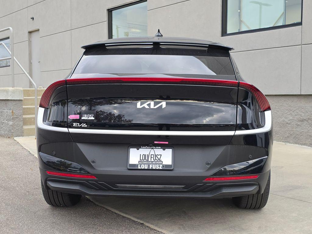 new 2025 Kia EV6 car, priced at $39,195