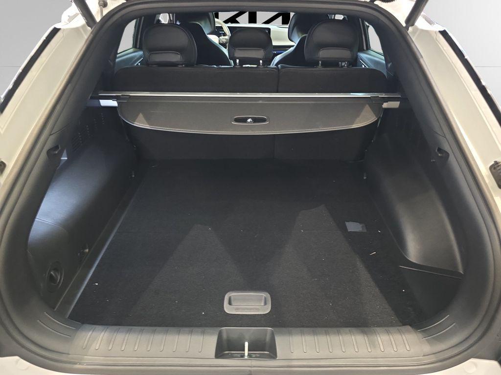 new 2025 Kia EV6 car, priced at $46,188