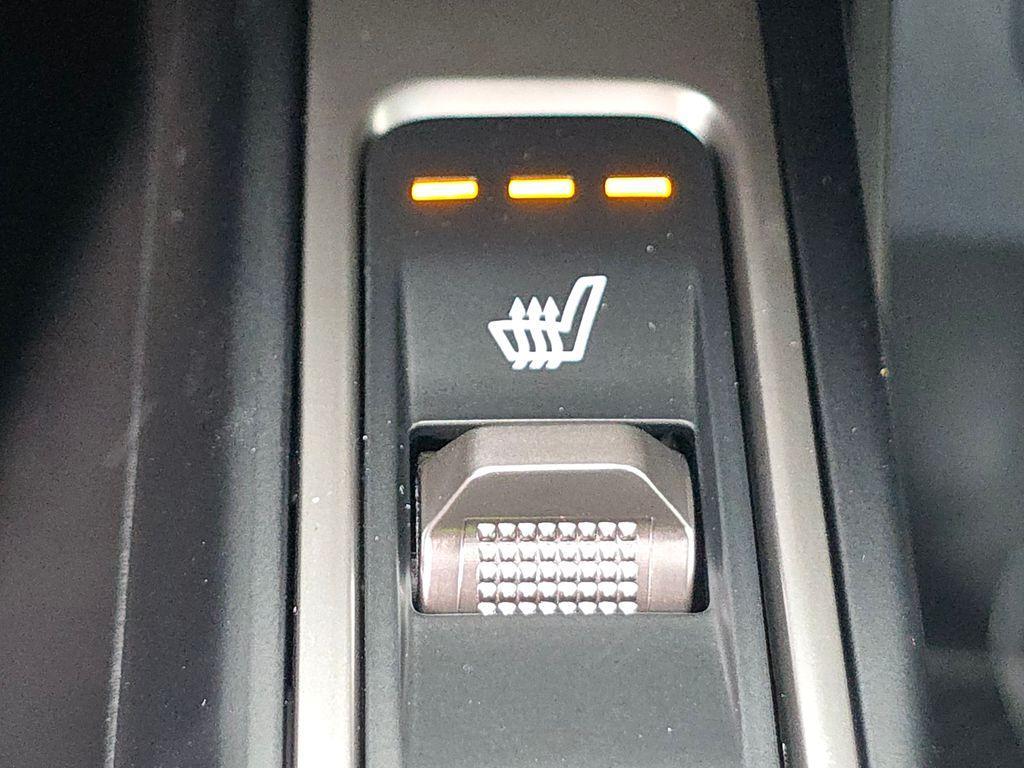 new 2026 Kia Sorento car, priced at $38,527