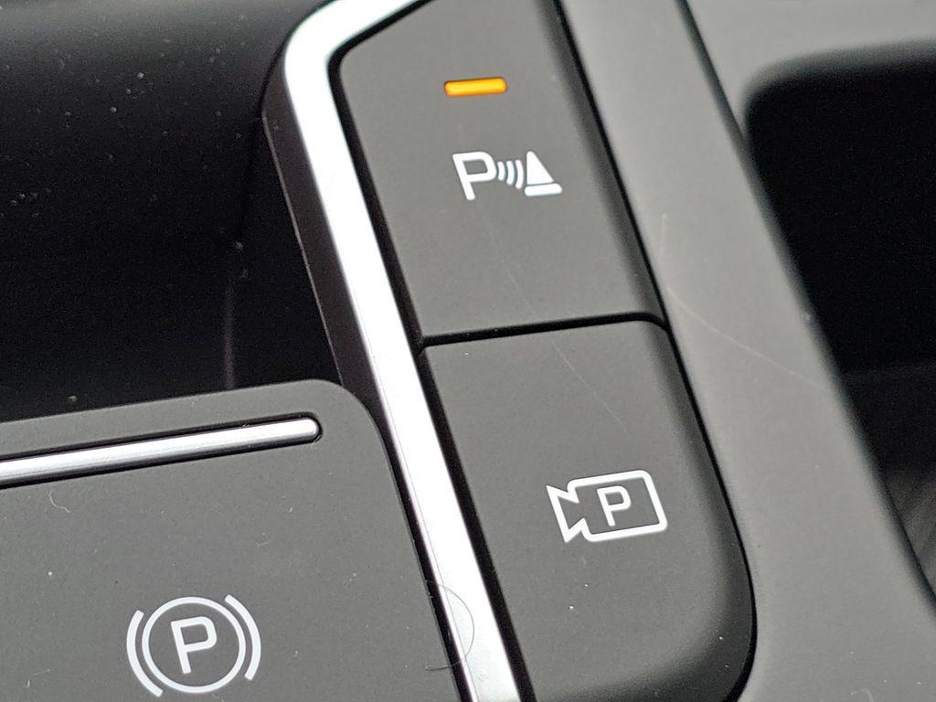 new 2026 Kia Sorento car, priced at $38,527