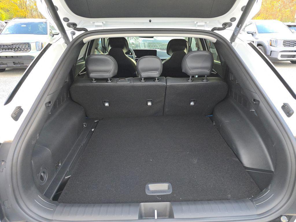 new 2025 Kia EV6 car, priced at $42,075