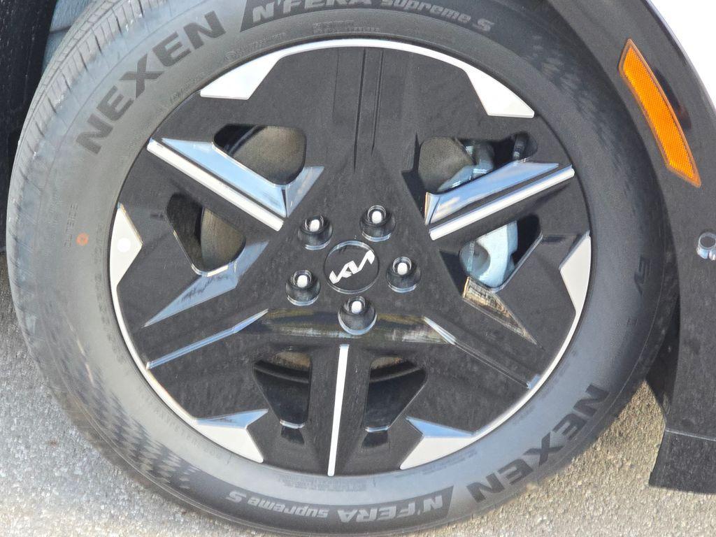 new 2025 Kia EV6 car, priced at $42,075