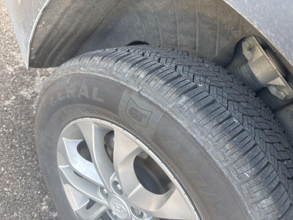 used 2020 Hyundai Santa Fe car, priced at $15,775