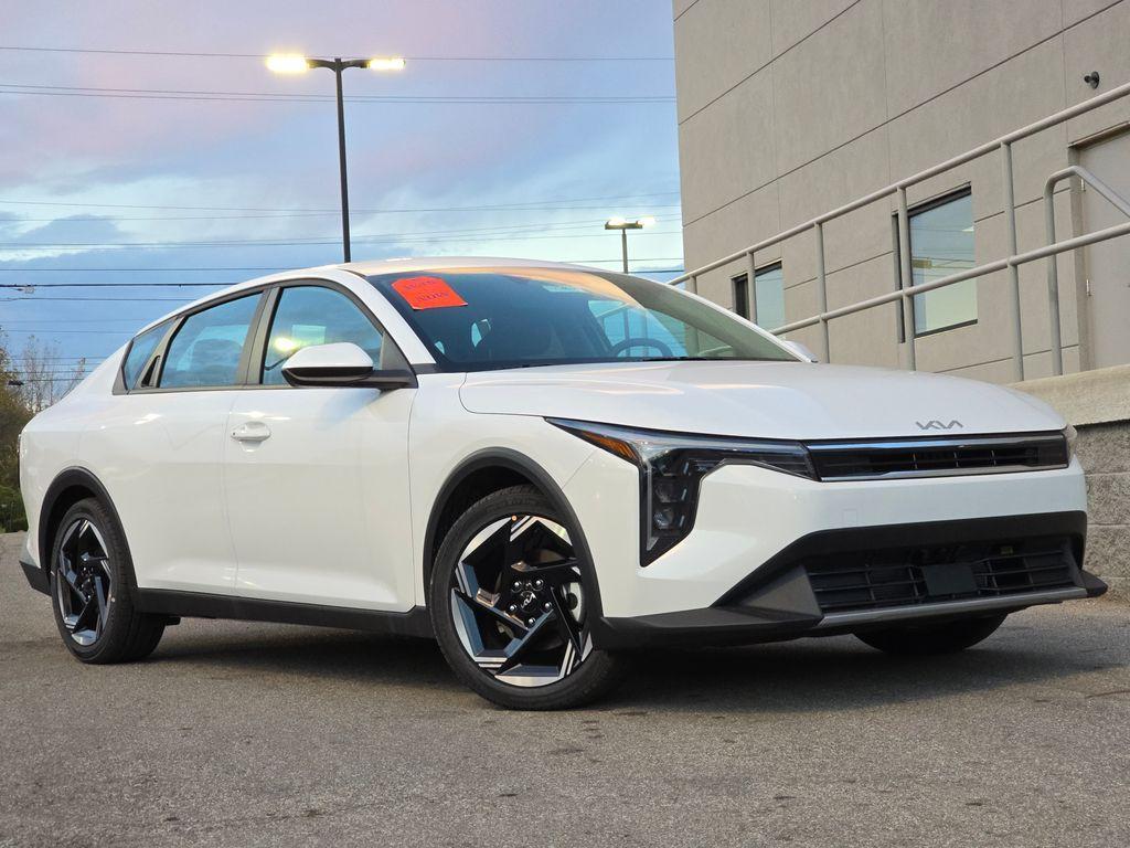 new 2025 Kia K4 car, priced at $22,693
