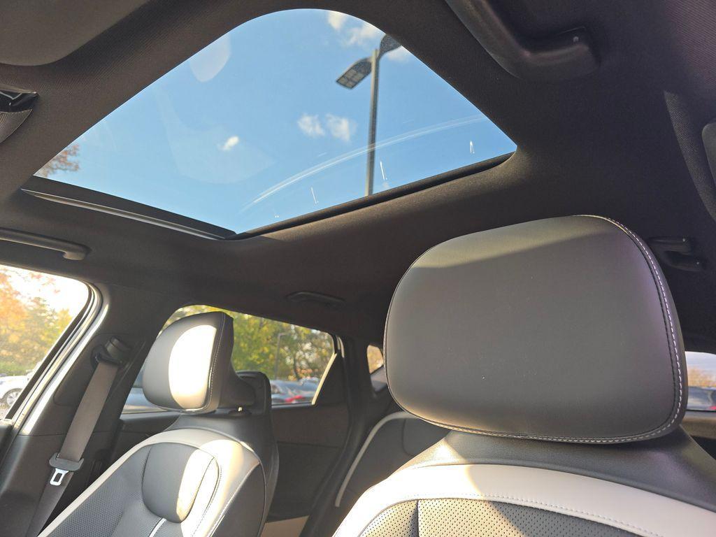 new 2025 Kia EV6 car, priced at $46,188