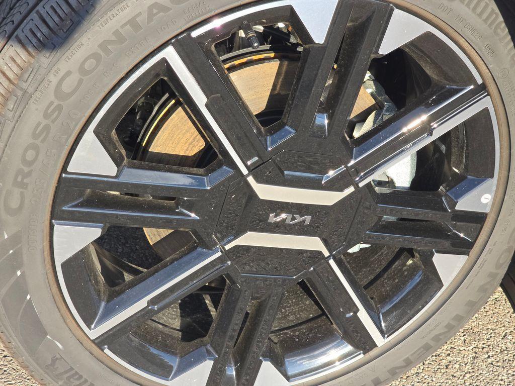 new 2025 Kia EV6 car, priced at $46,188