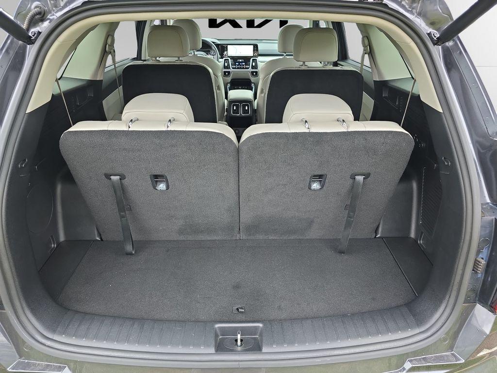 used 2024 Kia Sorento Hybrid car, priced at $29,920