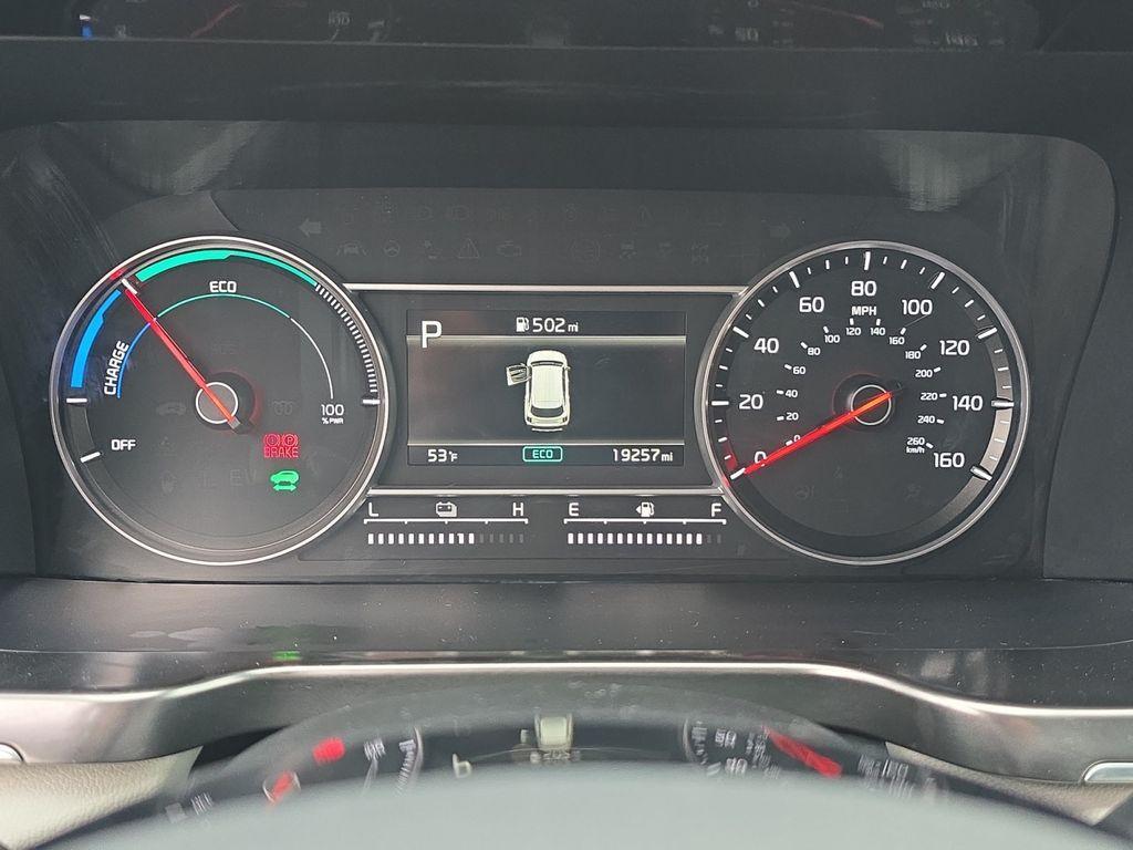 used 2024 Kia Sorento Hybrid car, priced at $29,920