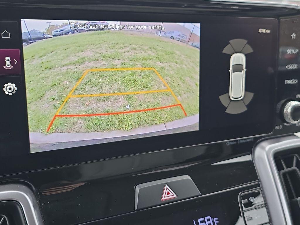 used 2024 Kia Sorento Hybrid car, priced at $29,920