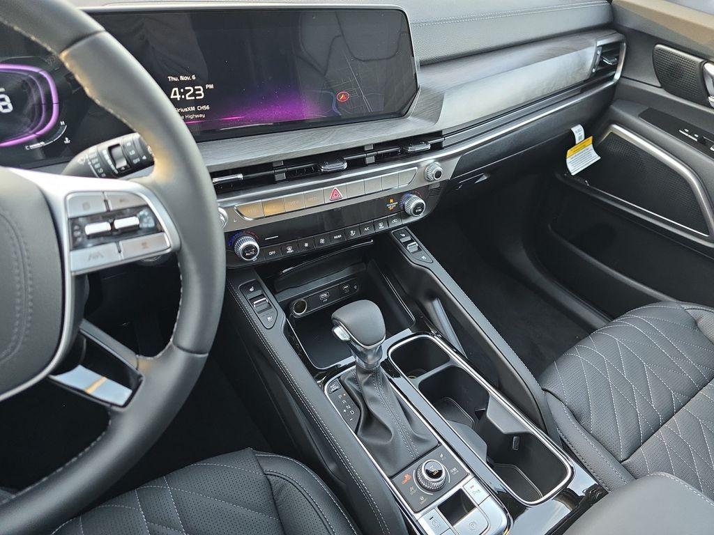 new 2025 Kia Telluride car, priced at $41,673