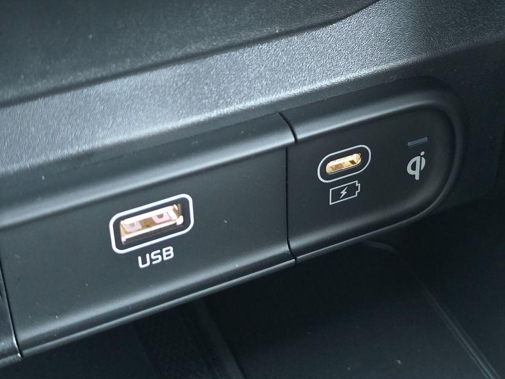 new 2025 Kia Telluride car, priced at $41,673