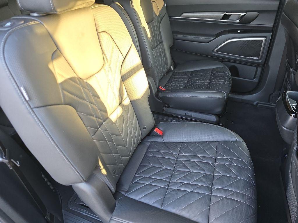 new 2025 Kia Telluride car, priced at $41,673