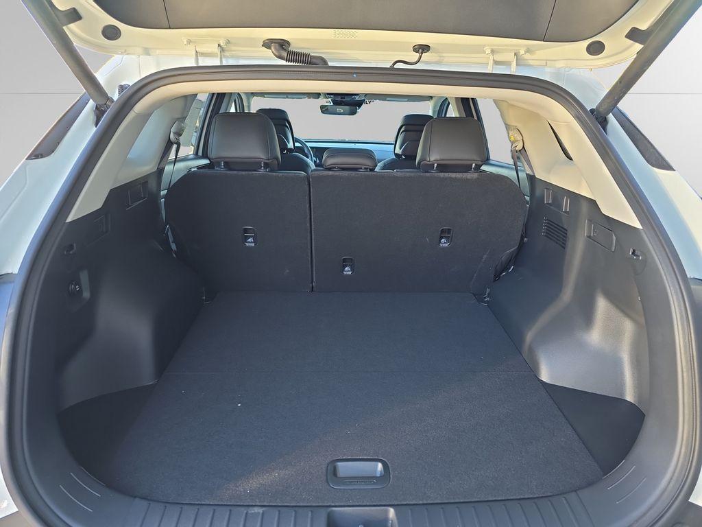 new 2025 Kia Sportage Hybrid car, priced at $30,421