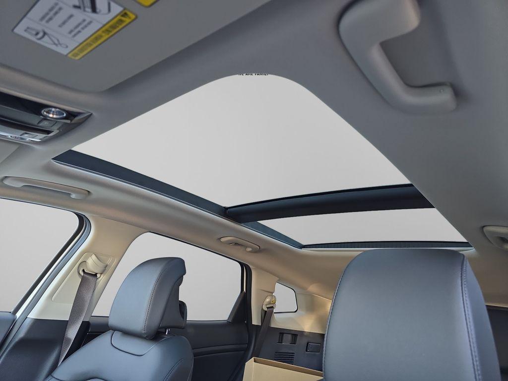 new 2025 Kia Sportage Hybrid car, priced at $30,421