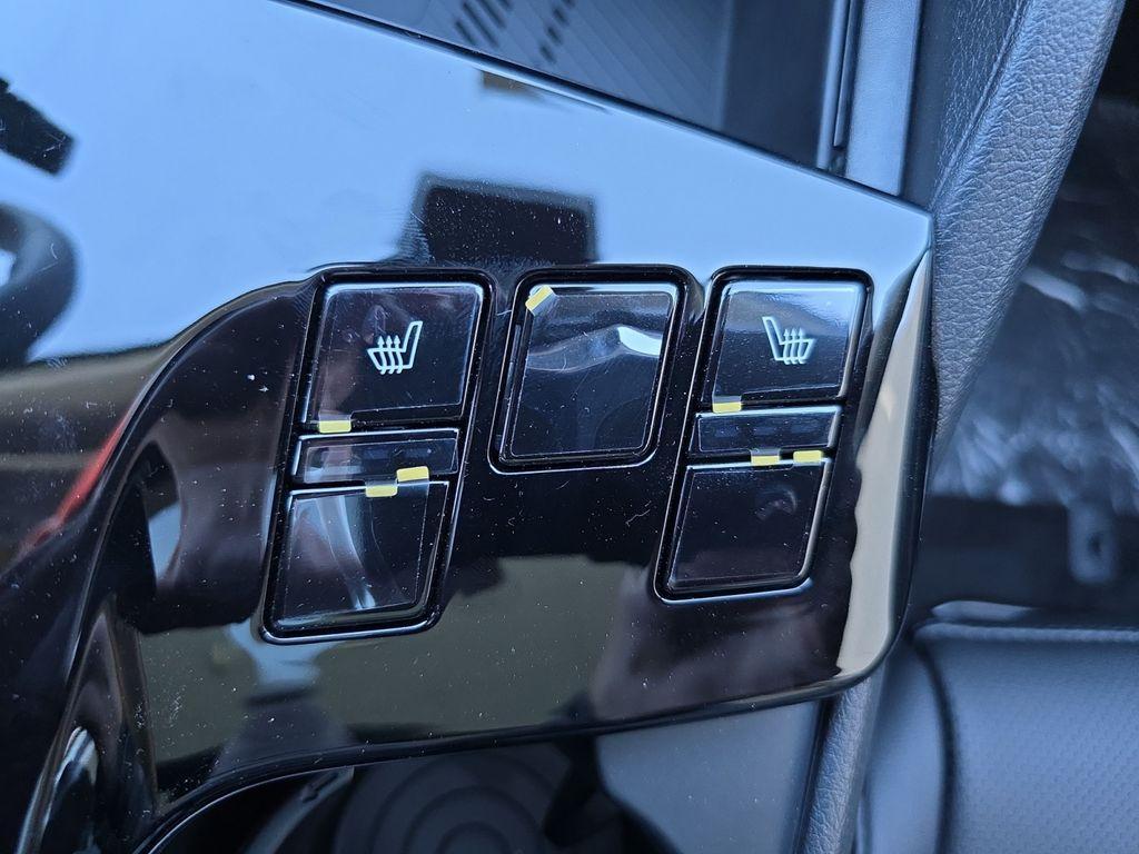 new 2025 Kia Sportage Hybrid car, priced at $30,421