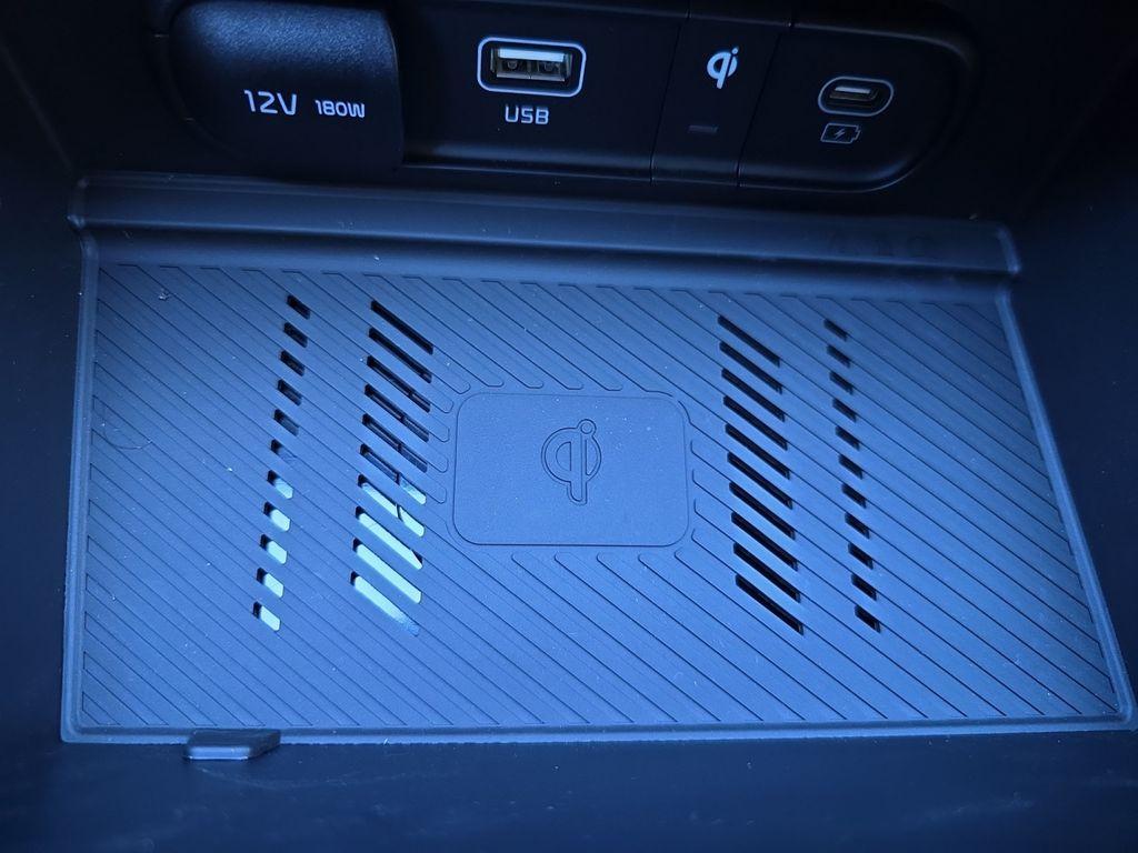 new 2025 Kia Sportage Hybrid car, priced at $30,421