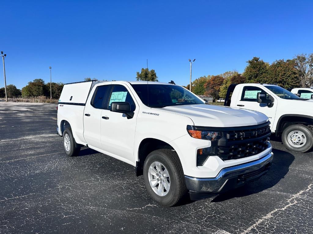 new 2025 Chevrolet Silverado 1500 car, priced at $57,560