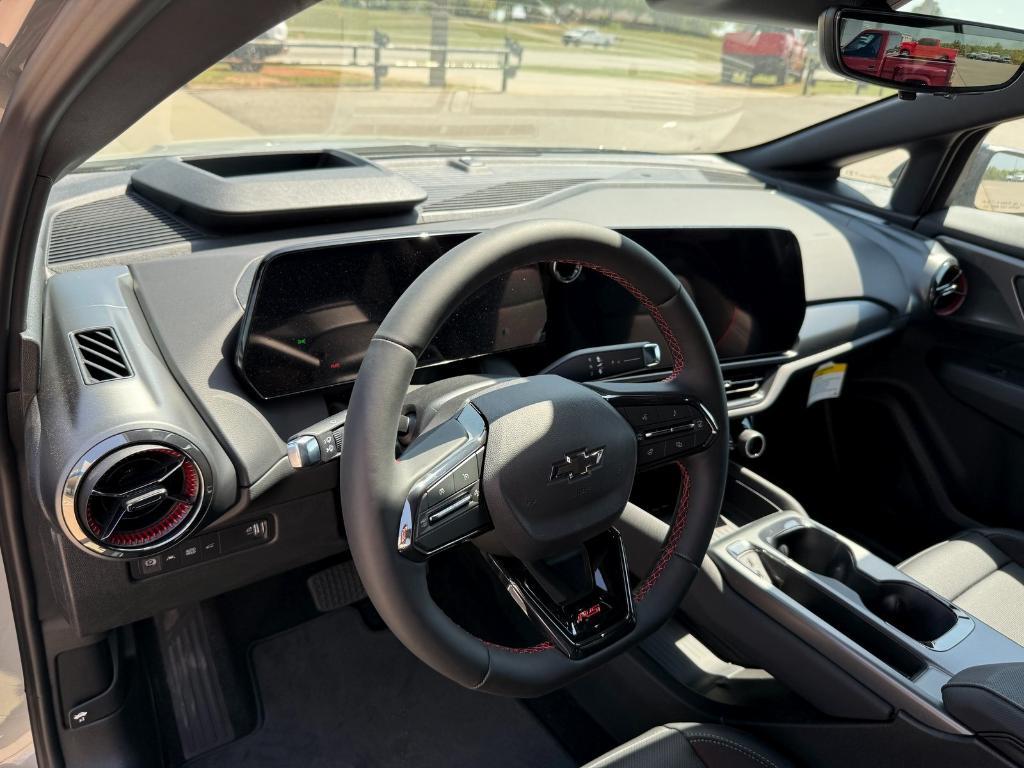 new 2025 Chevrolet Equinox EV car, priced at $50,180