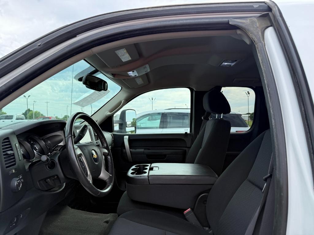 used 2011 Chevrolet Silverado 3500 car, priced at $25,990