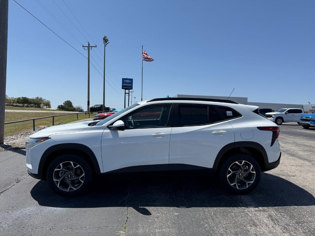 new 2025 Chevrolet Trax car, priced at $24,924