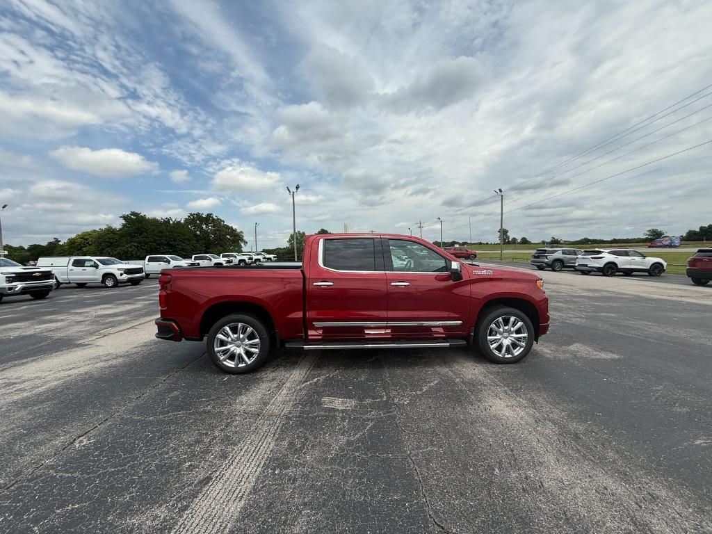 new 2025 Chevrolet Silverado 1500 car, priced at $70,805