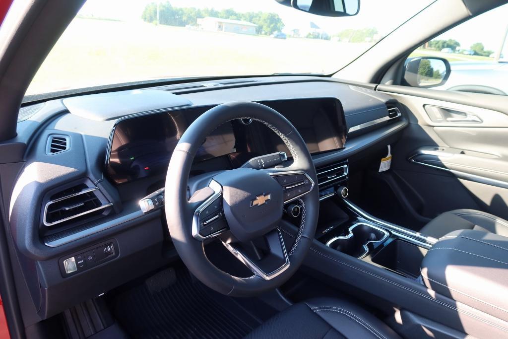 new 2025 Chevrolet Traverse car, priced at $43,291