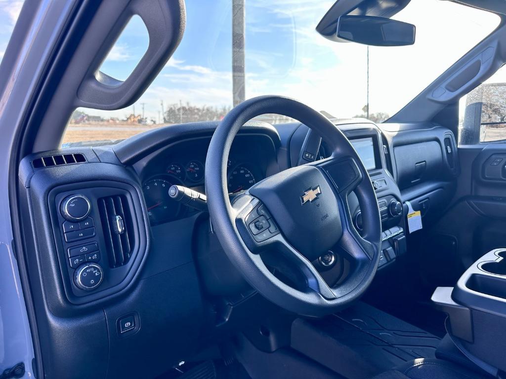 new 2025 Chevrolet Silverado 2500 car, priced at $55,568