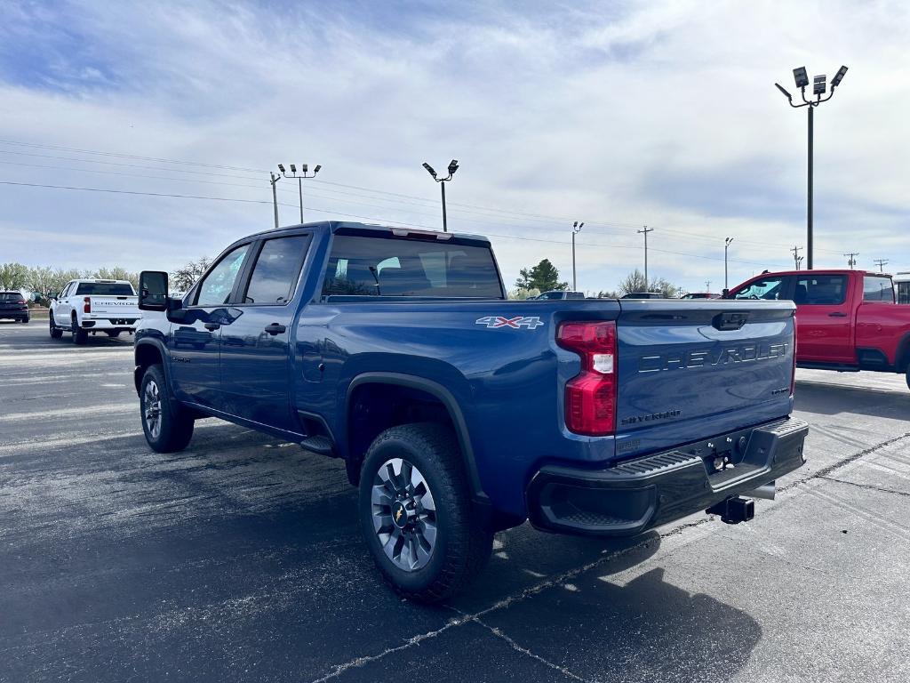 new 2024 Chevrolet Silverado 2500 car, priced at $64,628