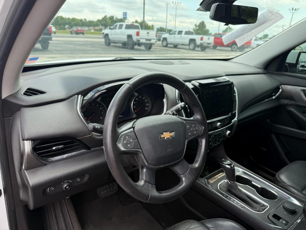 used 2020 Chevrolet Traverse car, priced at $19,690
