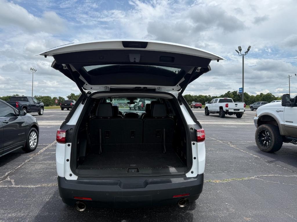 used 2020 Chevrolet Traverse car, priced at $19,690