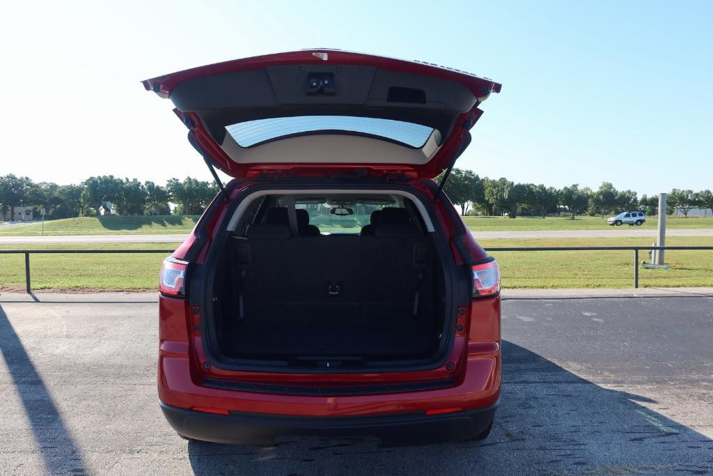 used 2014 Chevrolet Traverse car, priced at $7,979