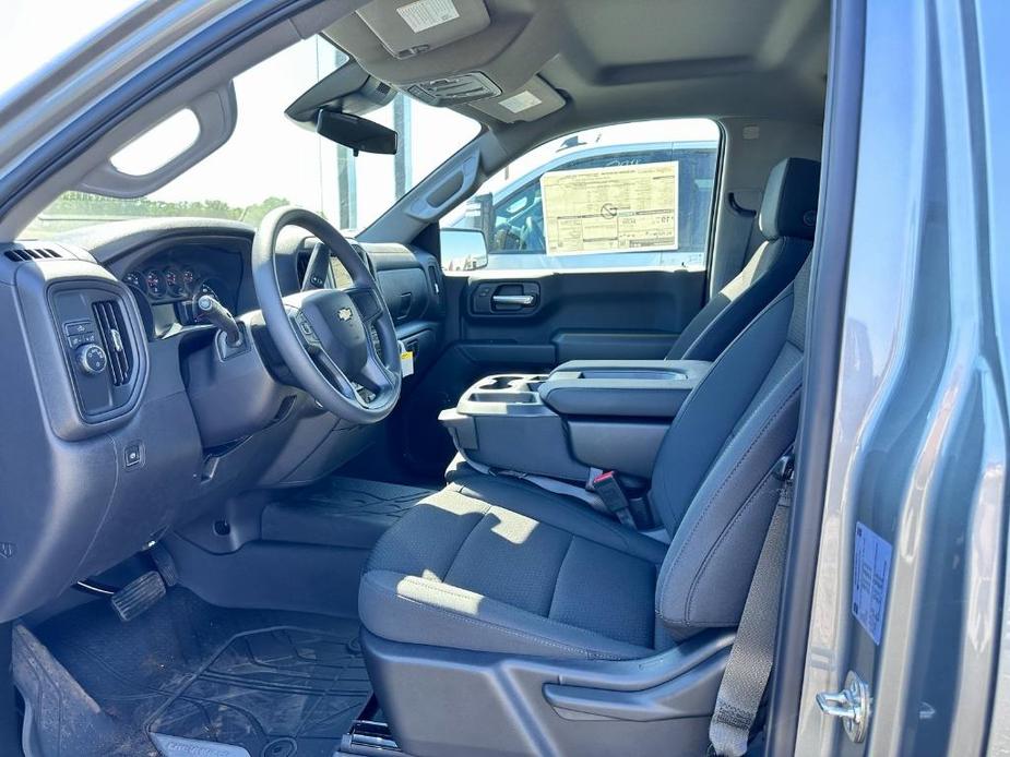 new 2025 Chevrolet Silverado 1500 car, priced at $38,140